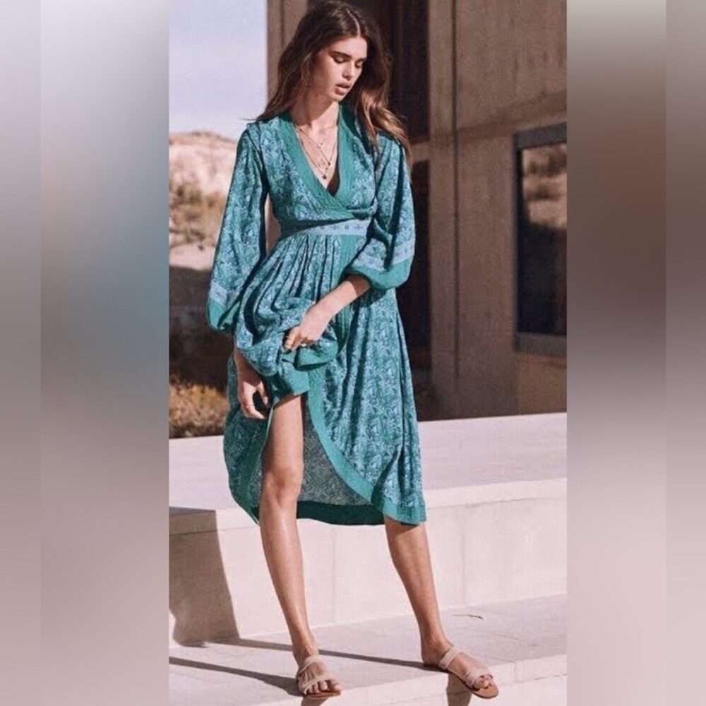 NWT Spell Jewel Soirée Dress Emerald with Flaw size Small